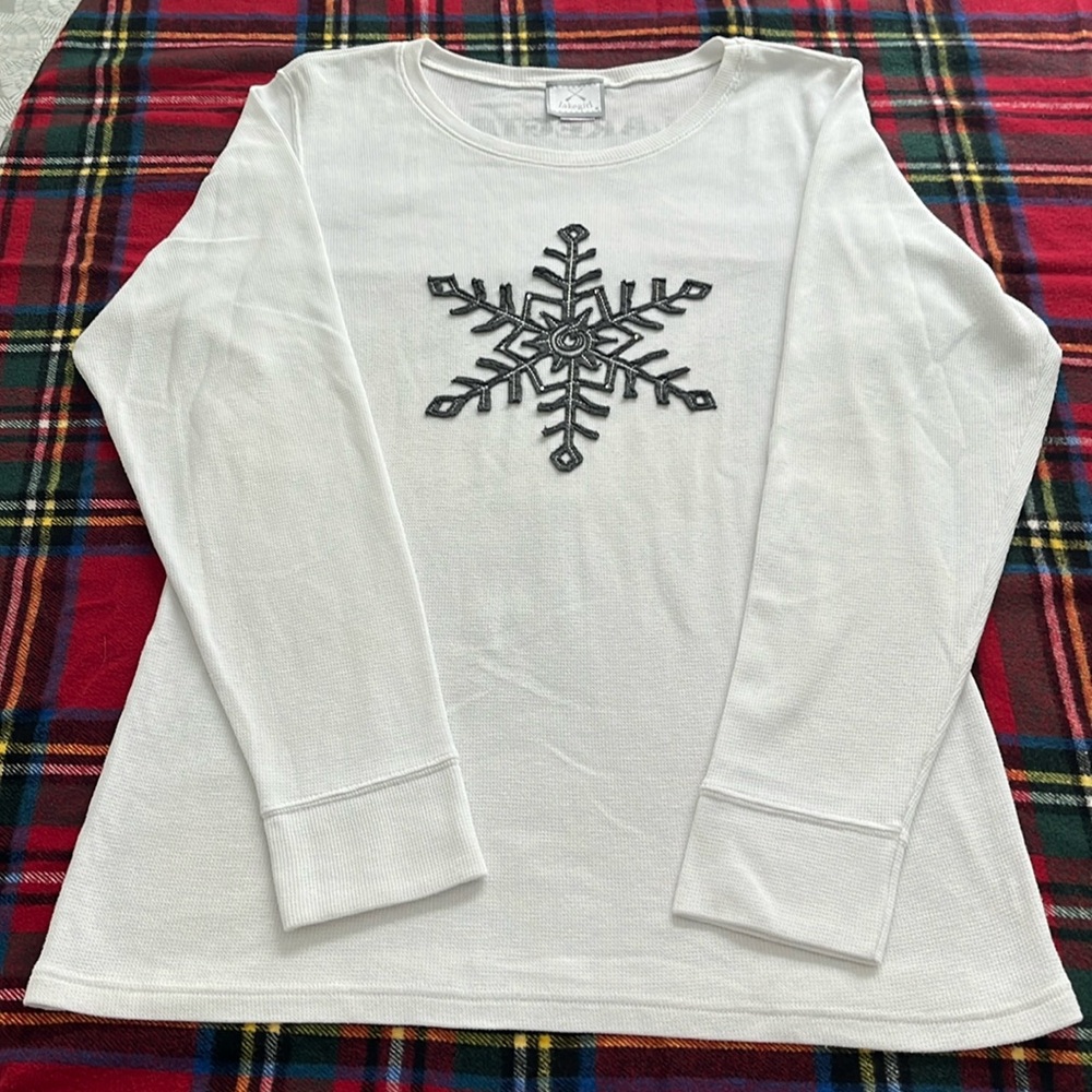 Lakegirl Snowflake Long Sleeve Top